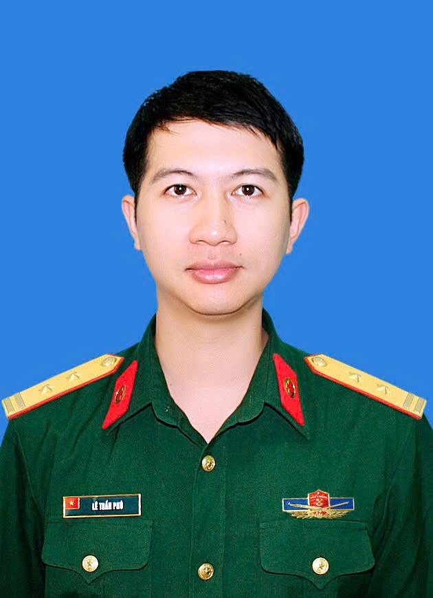 Lê Trần Phú
